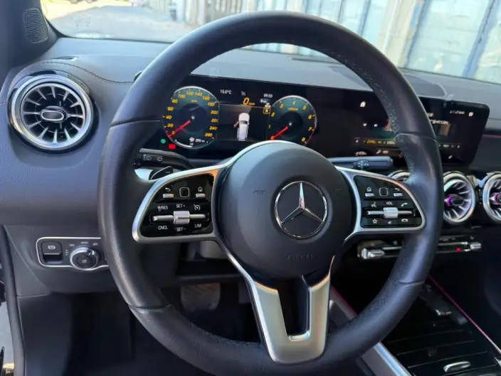 Mercedes-Benz GLB 2023 Model GLB 220 Dynamic Model – фото 10