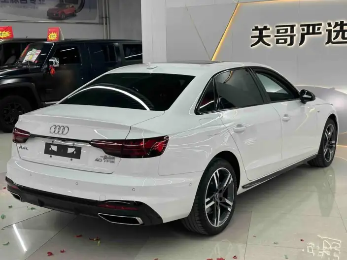 Audi A4 L 2022 Model 40 TFSI Luxury Dynamic Model – фото 6