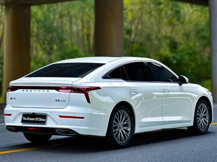 BESTUNE B70 2023 Model Third generation 1.5T Automatic Changxiang Edition Model – фото 4