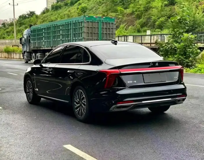 Hongqi H5 2024 Model 1.5T DCT Flag Rhythm Edition