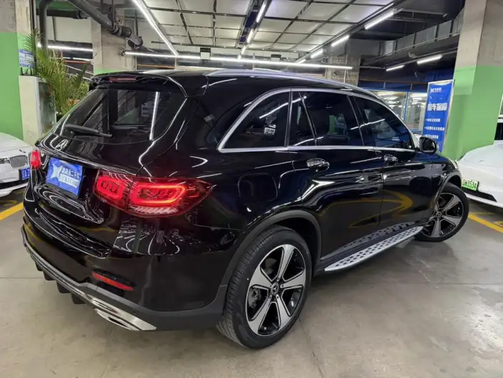 Mercedes-Benz GLC 2022 Model Facelift GLC 300 L 4MATIC Dynamic Model Collector Edition – фото 6