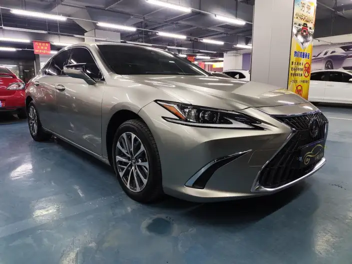 Lexus ES 2021 Model 200 Superior Edition – фото 3