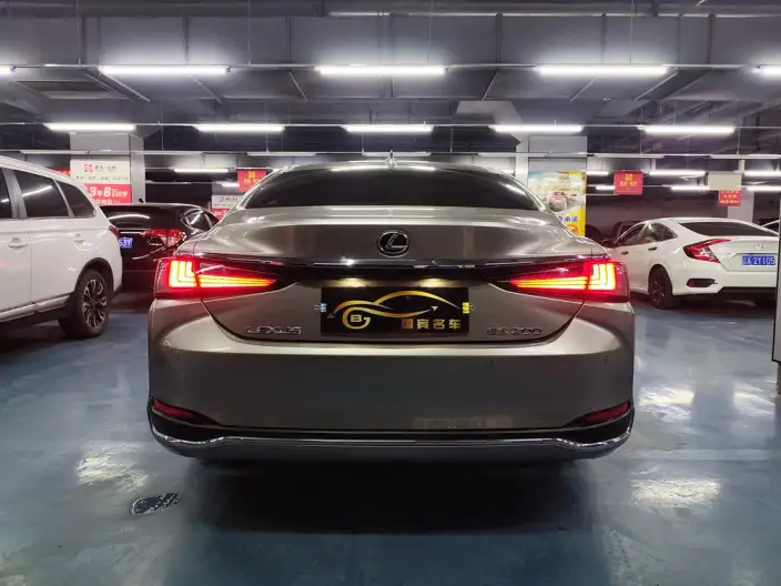Lexus ES 2021 Model 200 Superior Edition – фото 5