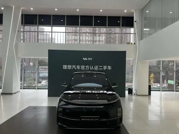 Li Auto L8 2023 Model Pro Edition