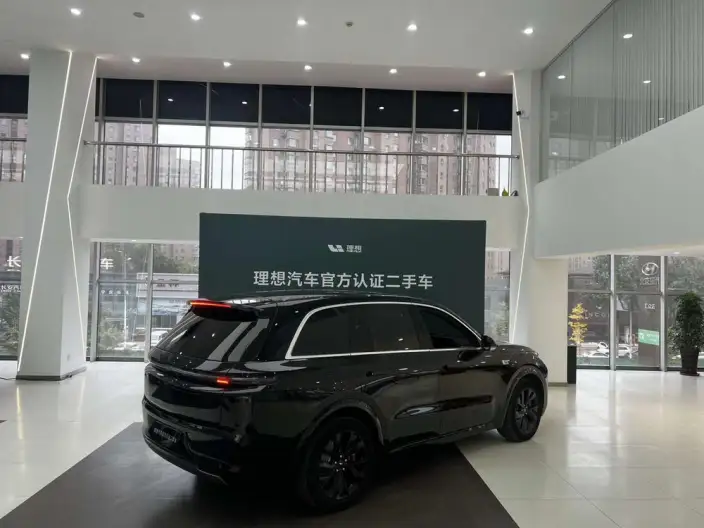Li Auto L8 2023 Model Pro Edition