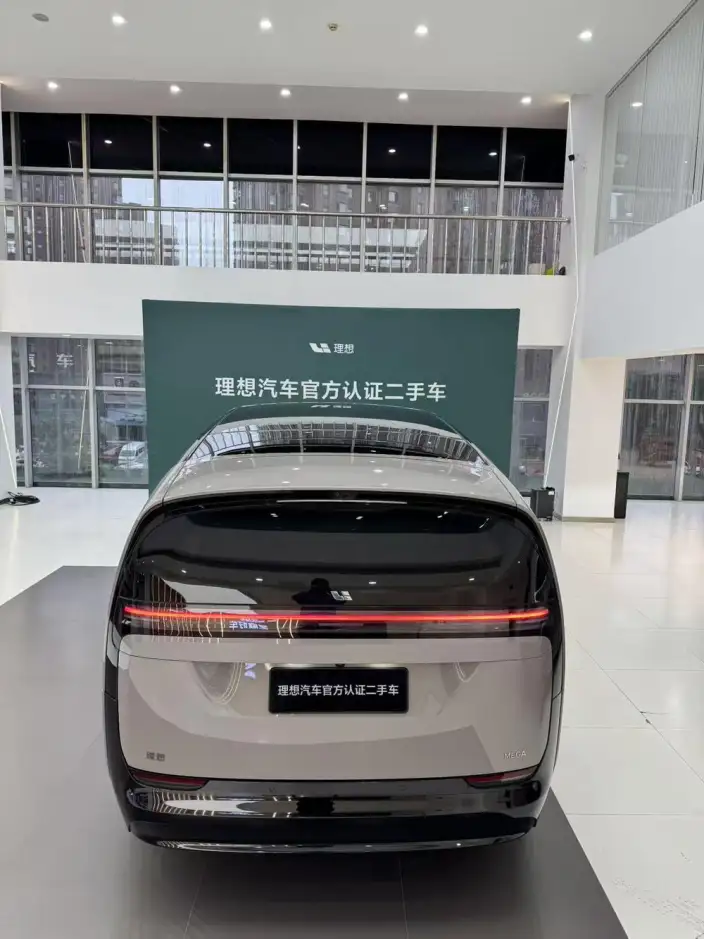 Li Auto MEGA 2024 Model Ultra Edition