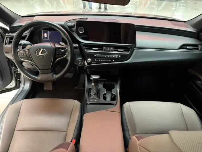 Lexus ES 2022 Model 300h Superior Edition – фото 7