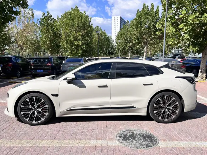 ZEEKR 001 2026 Model Ultra Edition 103kWh 4WD