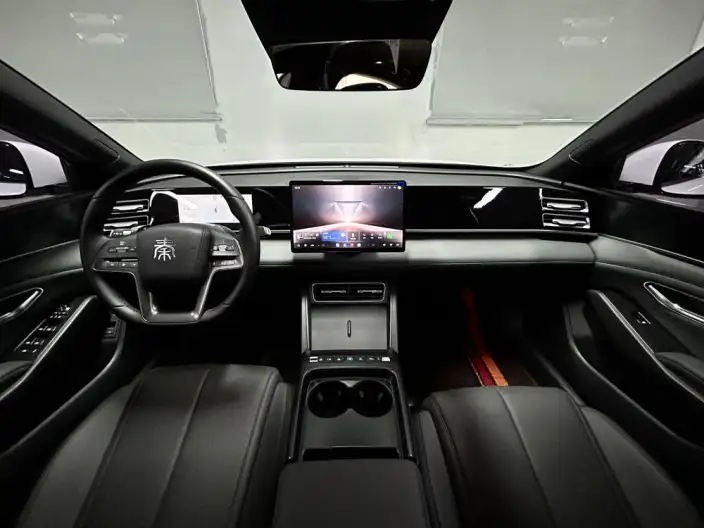 QinL DM 2026 Model DM-i 128KM Leading Model – фото 8