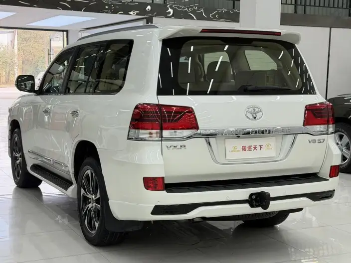 Land Cruiser (import 2021 Model 5.7L Automatic 4WD 8 seat Parallel Imported – фото 4