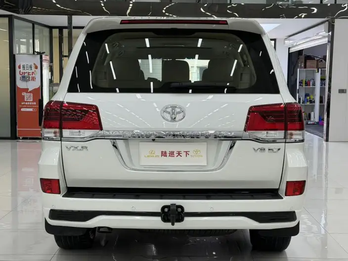 Land Cruiser (import 2021 Model 5.7L Automatic 4WD 8 seat Parallel Imported – фото 5