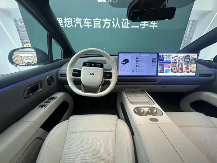 Li Auto i6 2025 Model 4WD Standard Edition – фото 9