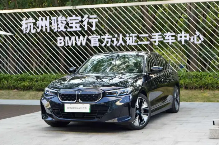 BMW i3 2023 Model Facelift eDrive40L Night Edition Sports Set – фото 1