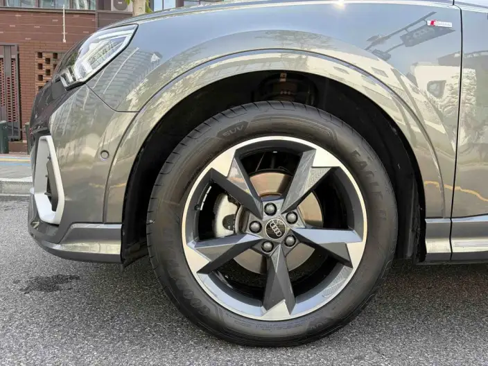 AUDI Q3 2023 Model 35 TFSI Fashion Dynamic Model 1.5T – фото 8