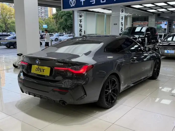 BMW 4 Series 2022 Model 425i M Sports Night Set – фото 6