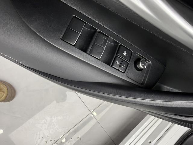 Toyota Corolla 2021 1.2T S-CVT Luxury – фото 6