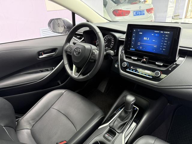 Toyota Corolla 2021 1.2T S-CVT Luxury – фото 16