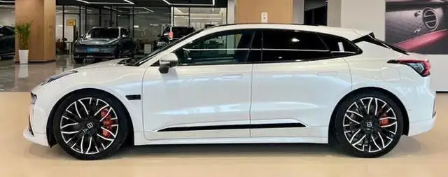 ZEEKR 001 2025 Model YOU Edition 100kWh 4WD