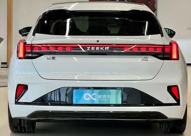 ZEEKR 001 2025 Model YOU Edition 100kWh 4WD – фото 5