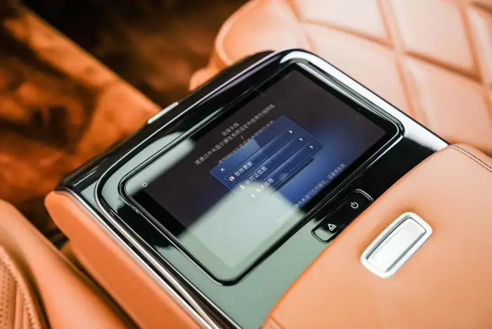Mercedes-Maybach S-Class 2023 Model S 480 4MATIC – фото 10