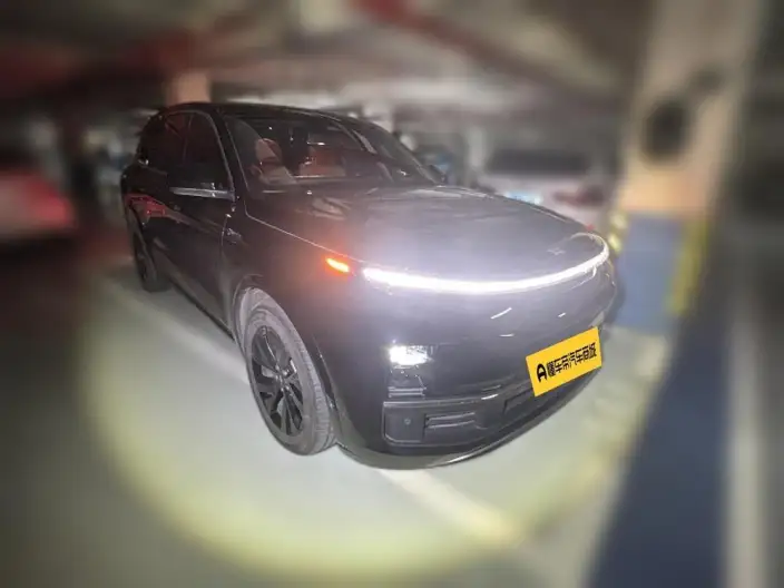 Li Auto L8 2023 Model Pro Edition