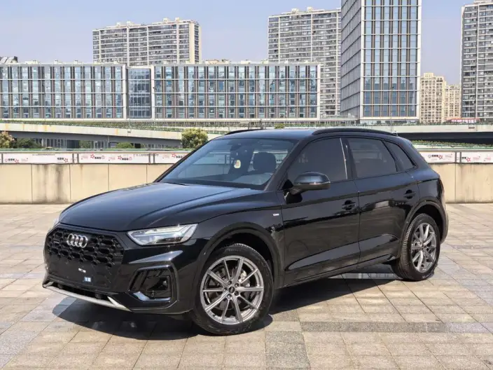 Audi Q5L Sportback 2023 Model 40 TFSI Luxury Model