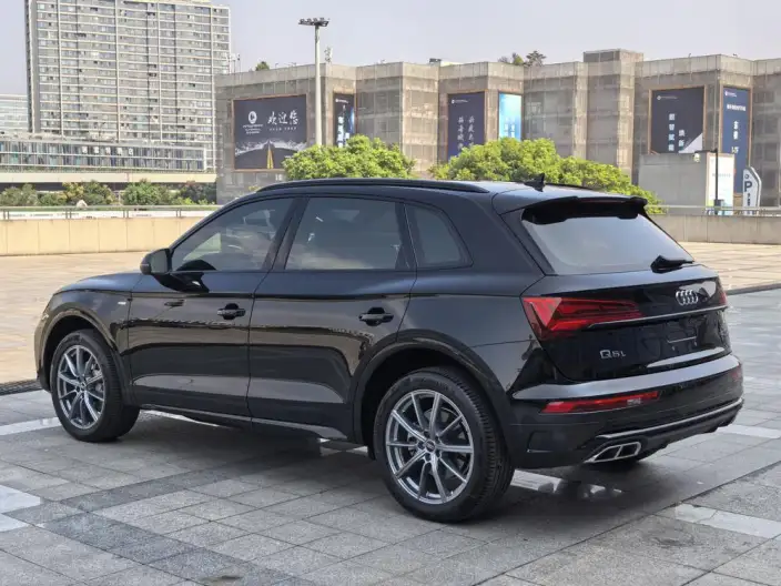 Audi Q5L Sportback 2023 Model 40 TFSI Luxury Model