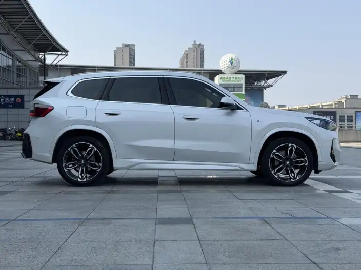 BMW X1 2023 Model sDrive25Li M Sports Set – фото 7