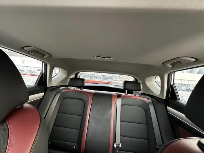Geely Binyue 2021 Model 240T DCT Diamond Edition – фото 10