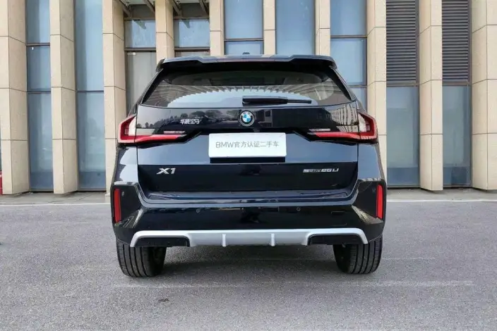 BMW X1 2025 Model sDrive25Li M Sports Set – фото 4
