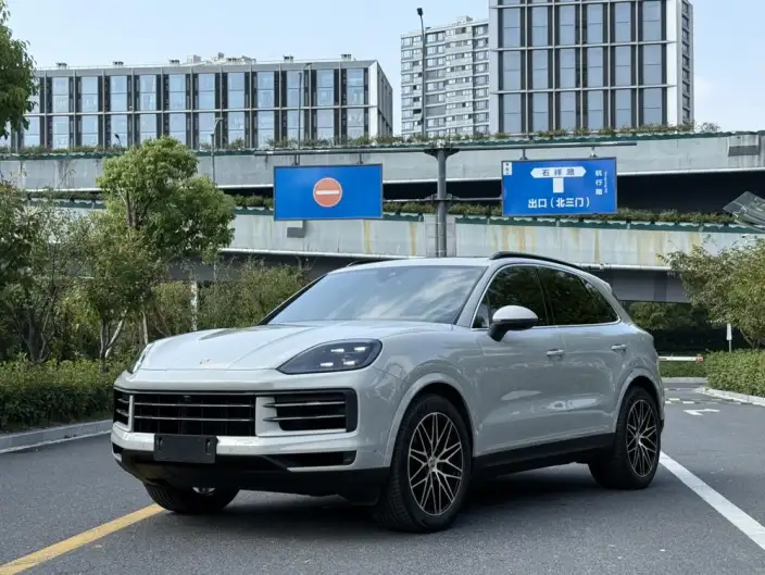 Cayenne 2024 Model Cayenne 3.0T