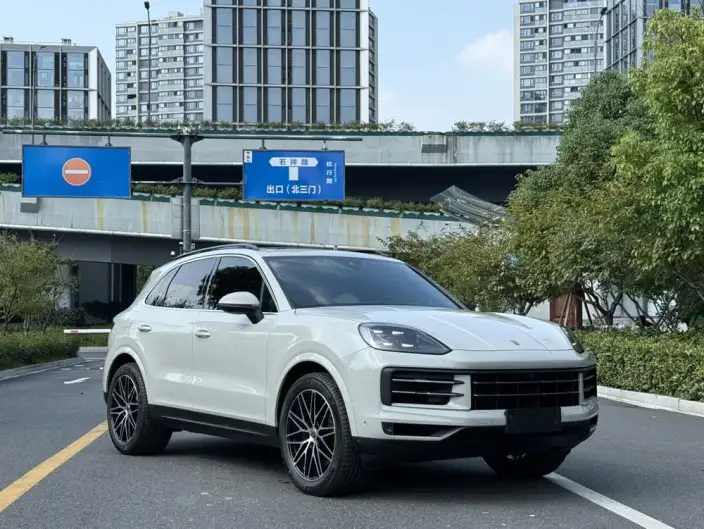 Cayenne 2024 Model Cayenne 3.0T