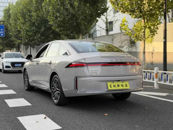 Roewe M7 DMH 2025 Model 160km Yuexiang Edition – фото 5