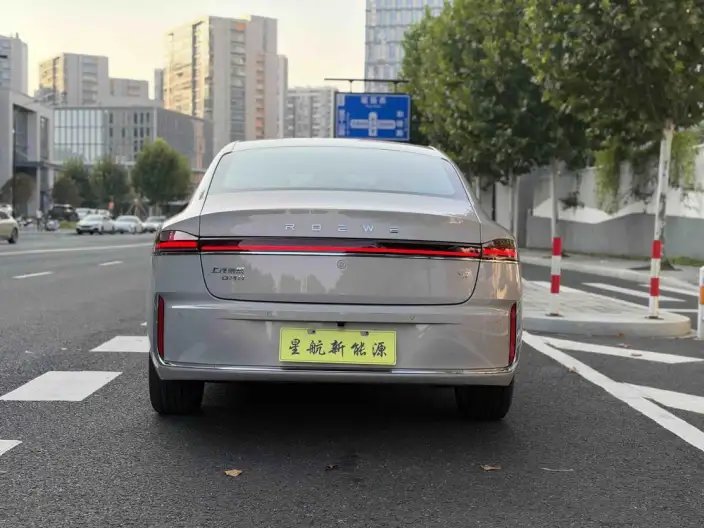 Roewe M7 DMH 2025 Model 160km Yuexiang Edition – фото 6