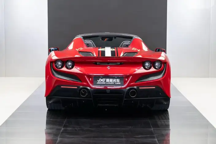Ferrari F8 2020 Model Spider 3.9T V8 – фото 6
