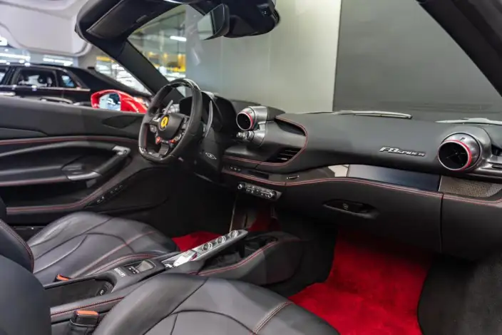 Ferrari F8 2020 Model Spider 3.9T V8 – фото 9
