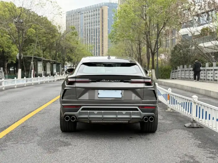 Urus 2021 Model 4.0T V8 – фото 5