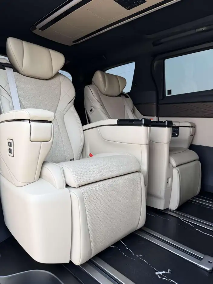 Vellfire 2023 Model Toyota Crown 2.5L Intelligent Hybrid 4WD Supreme Edition – фото 8