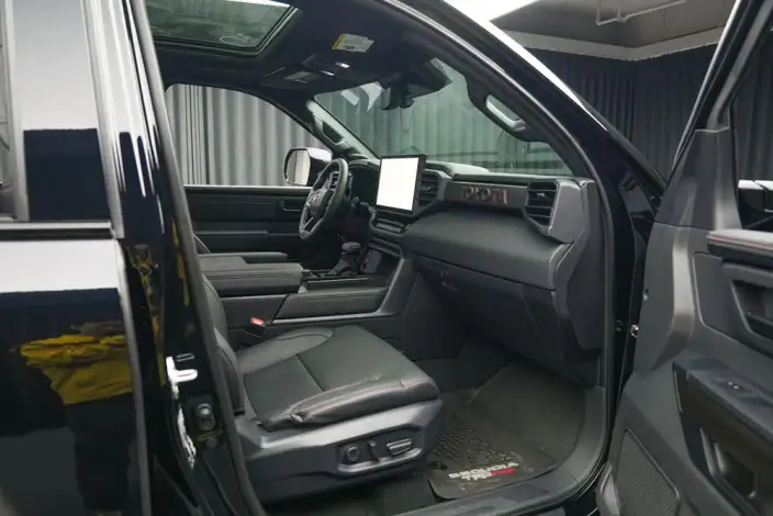 Sequoia 2025 Model 3.5T Automatic 4WD 7 seat Parallel Imported – фото 10