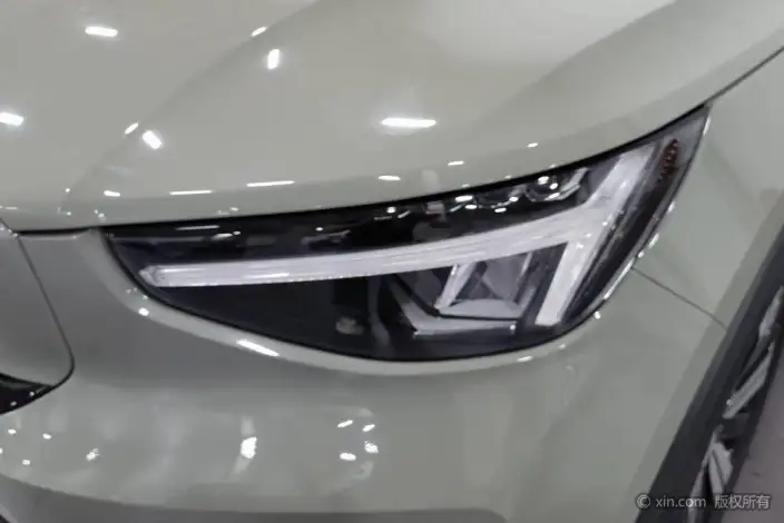 Volvo C40 EV 2023 Model Long Battery Life Pro Edition – фото 7