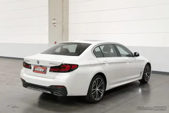 BMW 5 Series 2021 Model Facelift 530Li Leading Model M Sports Set – фото 4