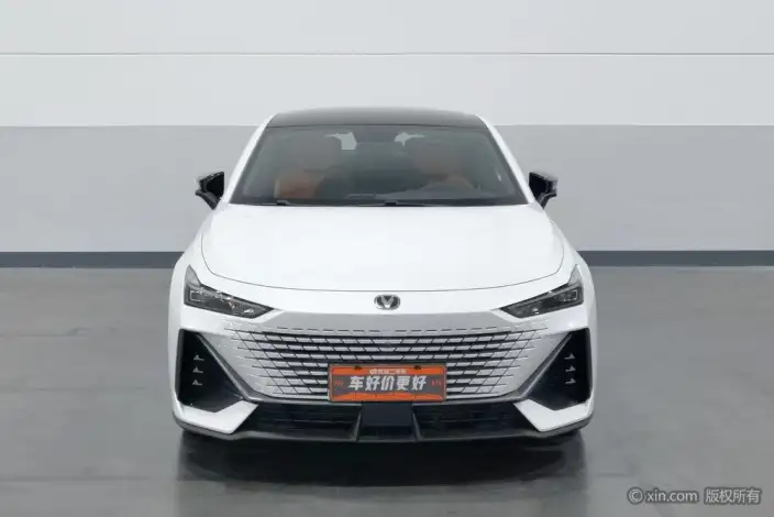 Changan UNI-V 2022 Model 1.5T Noble Model