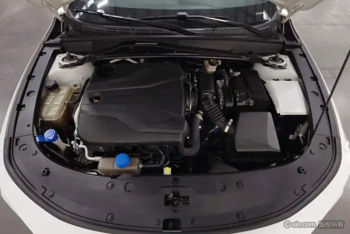 Changan UNI-V 2022 Model 1.5T Noble Model – фото 5