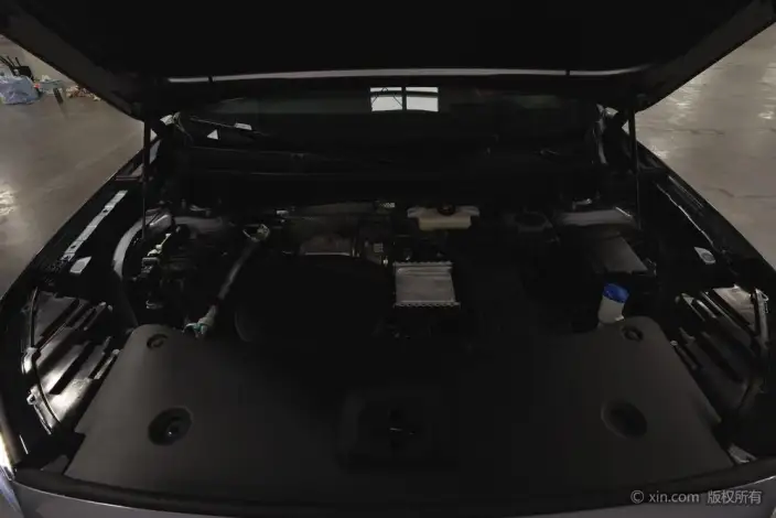 HONGQI HS6 PHEV 2026 Model 220 4WD Smart Hybrid Edition – фото 5