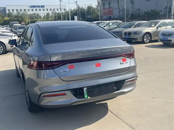 BYD Qin PLUS DM 2023 Model DM-i Champion Edition 120KM Leading Model – фото 4