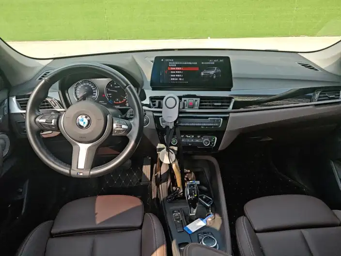 BMW X1 2022 Model sDrive25Li Leading Model – фото 5
