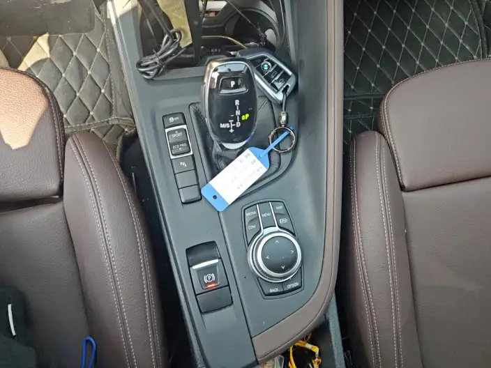 BMW X1 2022 Model sDrive25Li Leading Model – фото 9