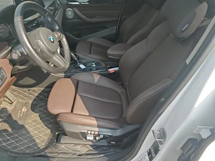 BMW X1 2022 Model sDrive25Li Leading Model – фото 10