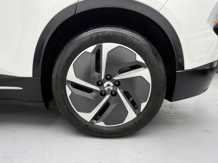 NIO ES6 2024 Model 75kWh – фото 9