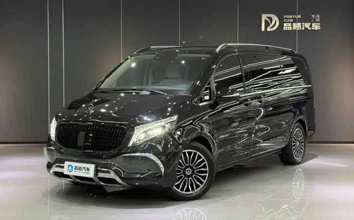 Mercedes-Benz V-Class 2022 Model V 260 Pilot Edition – фото 1